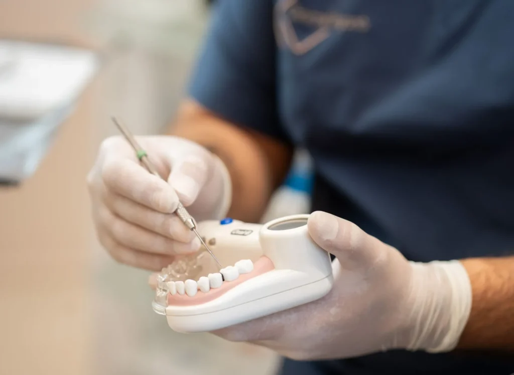 come si fa impianto dentale
